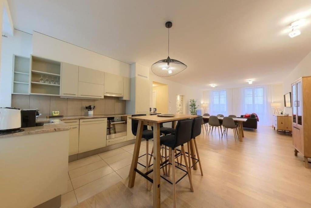 Appartement Charming 2-bedroom In The Heart Of Rsf2
